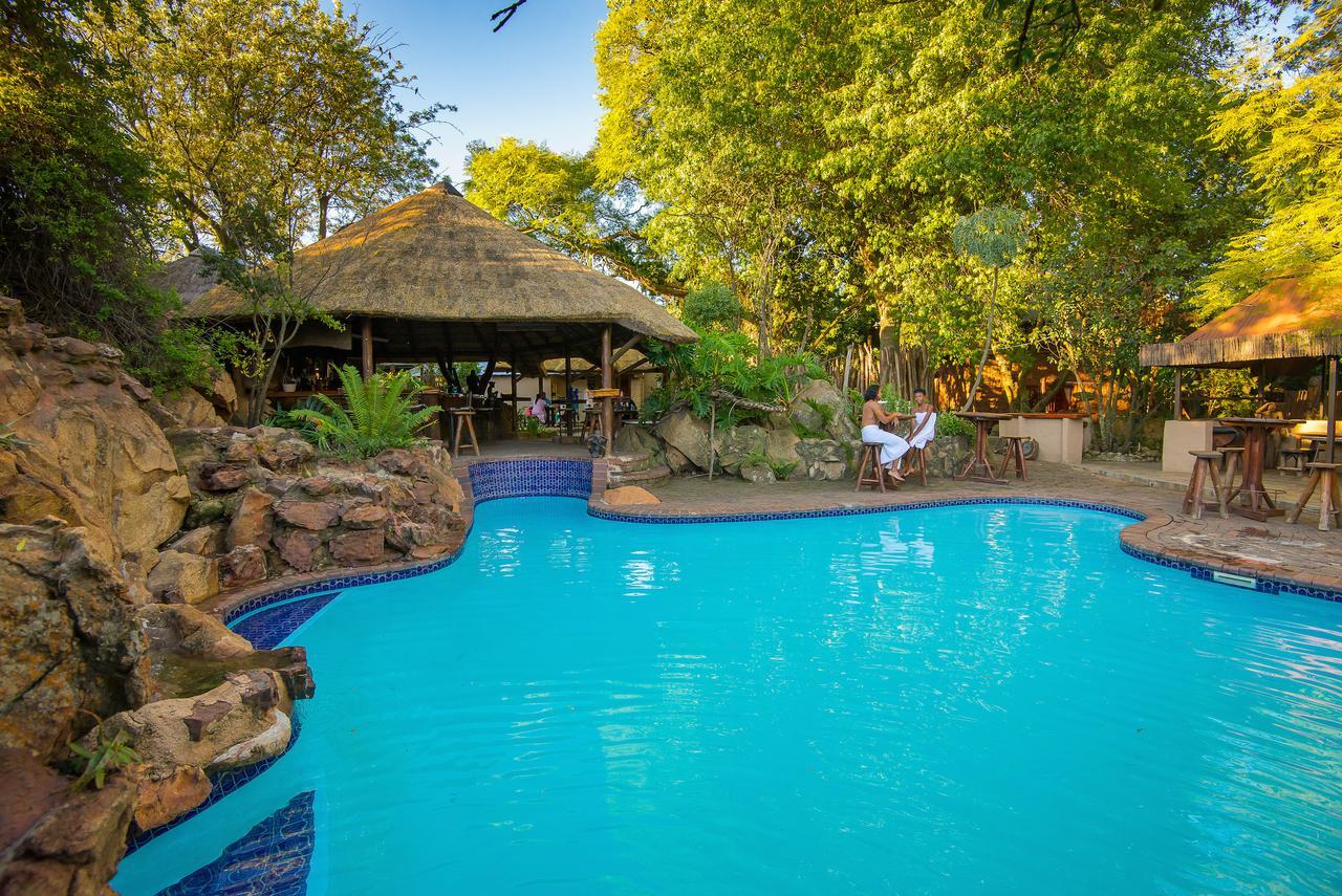Amadwala Lodge Roodepoort Buitenkant foto