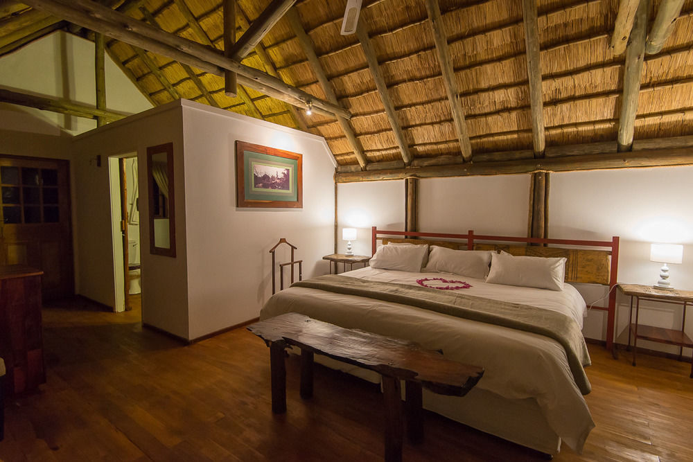 Amadwala Lodge Roodepoort Buitenkant foto