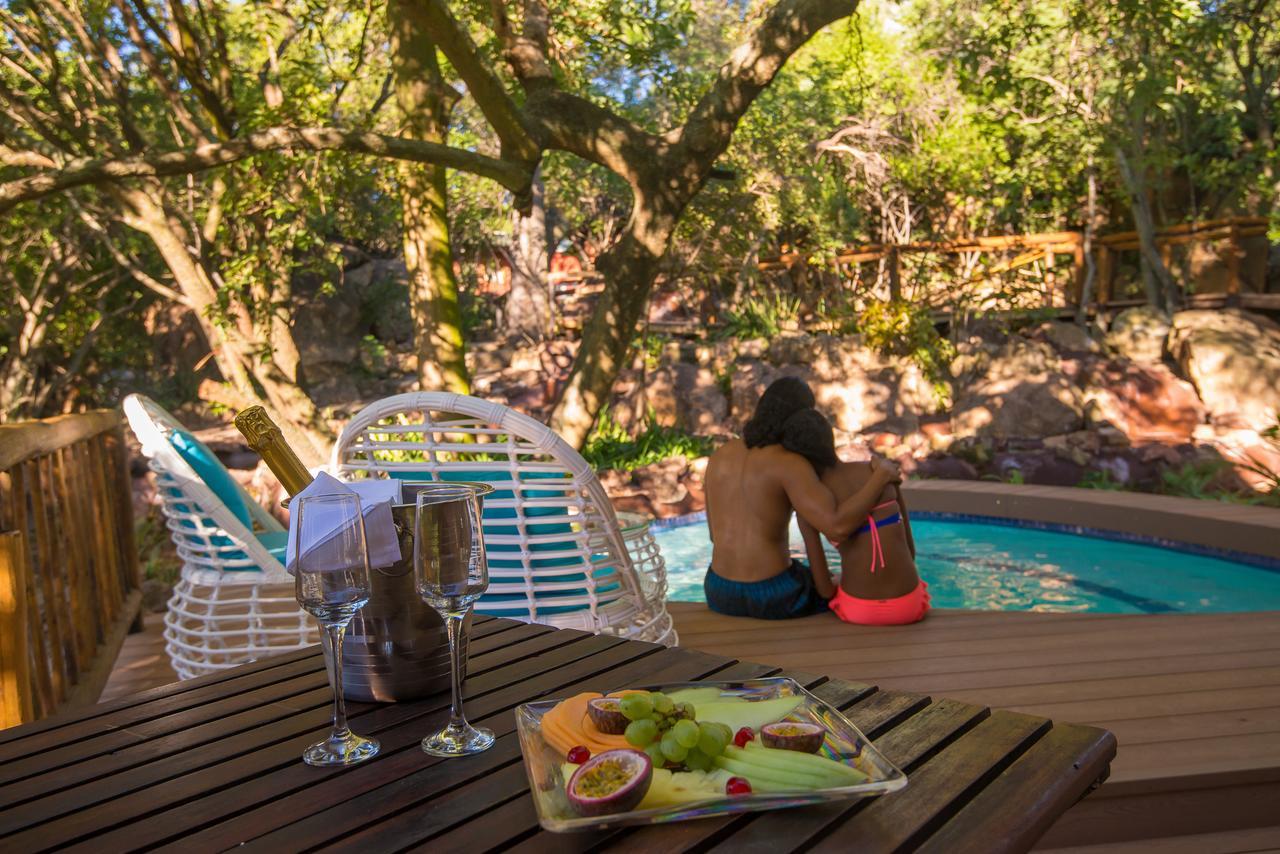 Amadwala Lodge Roodepoort Buitenkant foto